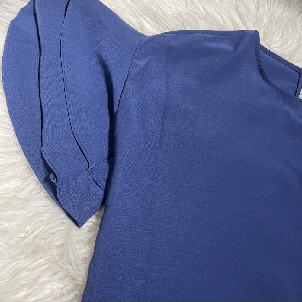 Blue blouse